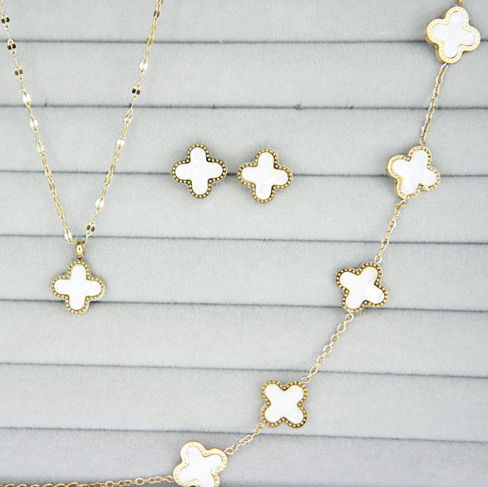 White Clover Set